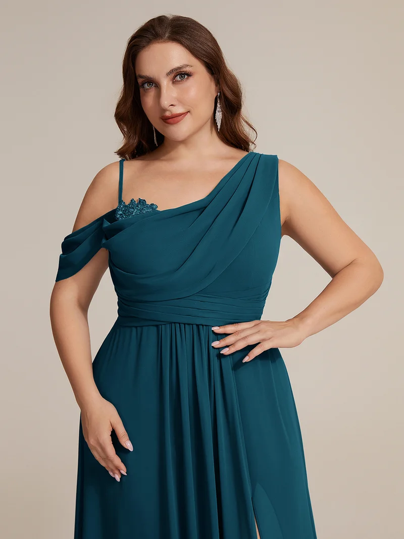 ever ERIKA|Robe longue asymétrique avec détail de dentelle sur épaule, coupe empire drapée