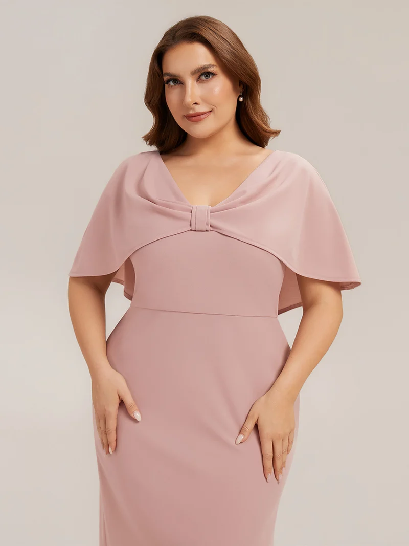 Robe moulante en stretch avec châle cape, col V et longueur mi-mollet