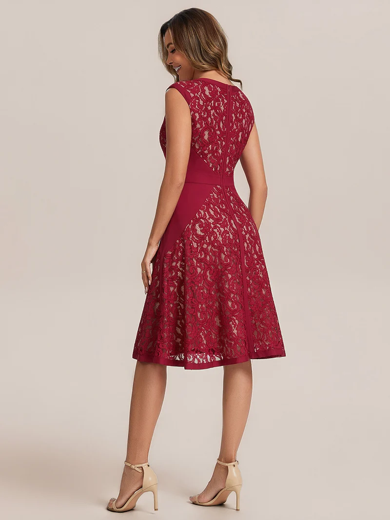 ever TOVE|Robe midi évasée à manches courtes en V avec détails en patchwork transparent et haute élasticité