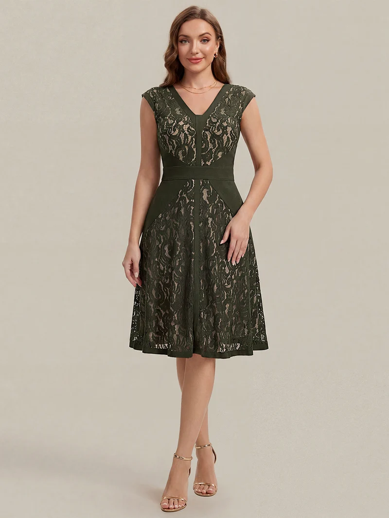 ever TOVE|Robe midi évasée à manches courtes en V avec détails en patchwork transparent et haute élasticité