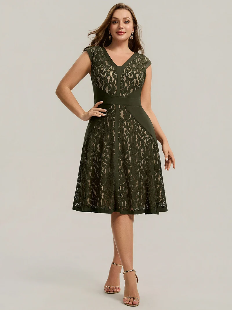 ever TOVE|Robe midi évasée à manches courtes en V avec détails en patchwork transparent et haute élasticité