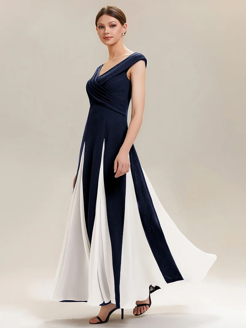 ever ONYX|Robe longue à encolure en V à manches courtes avec détails froncés en patchwork