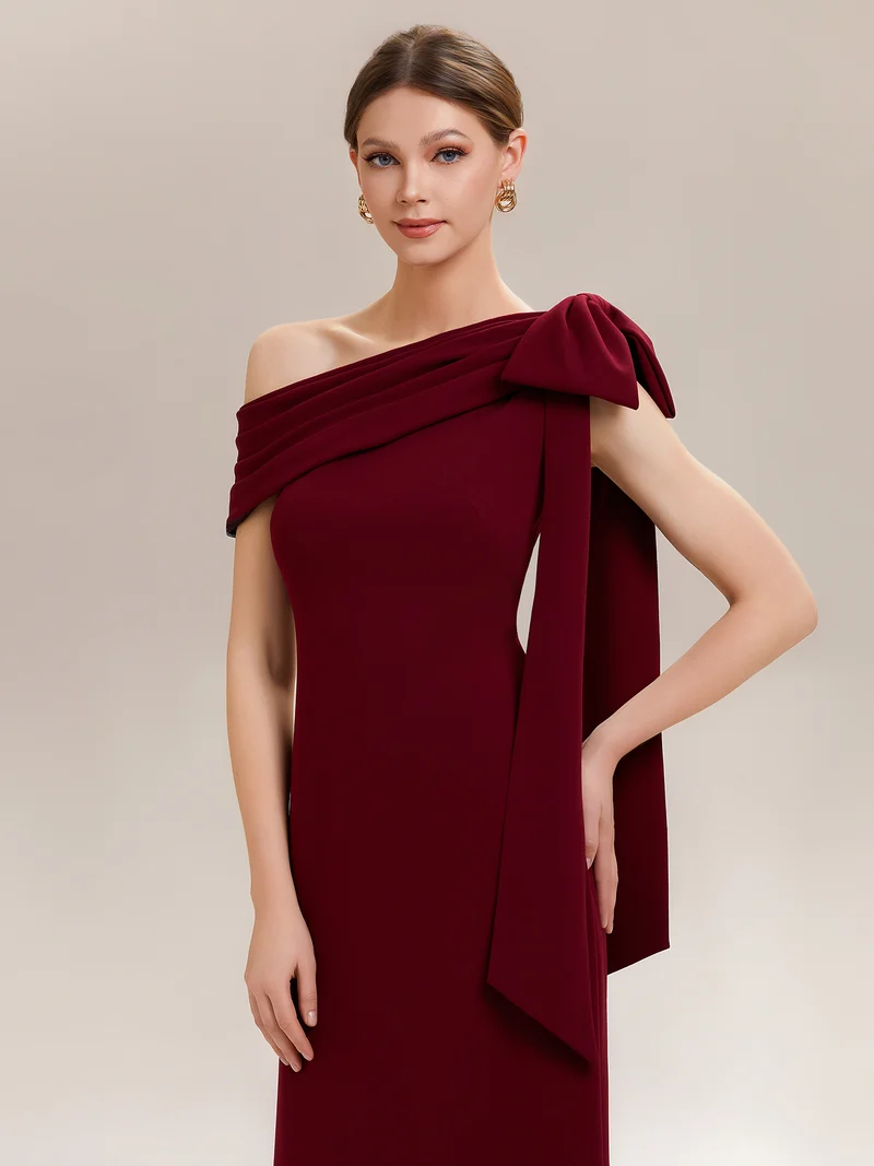 ever NOIR|Robe longue ajustée à encolure asymétrique débardée avec détail de noeud drapé en tissu extensible