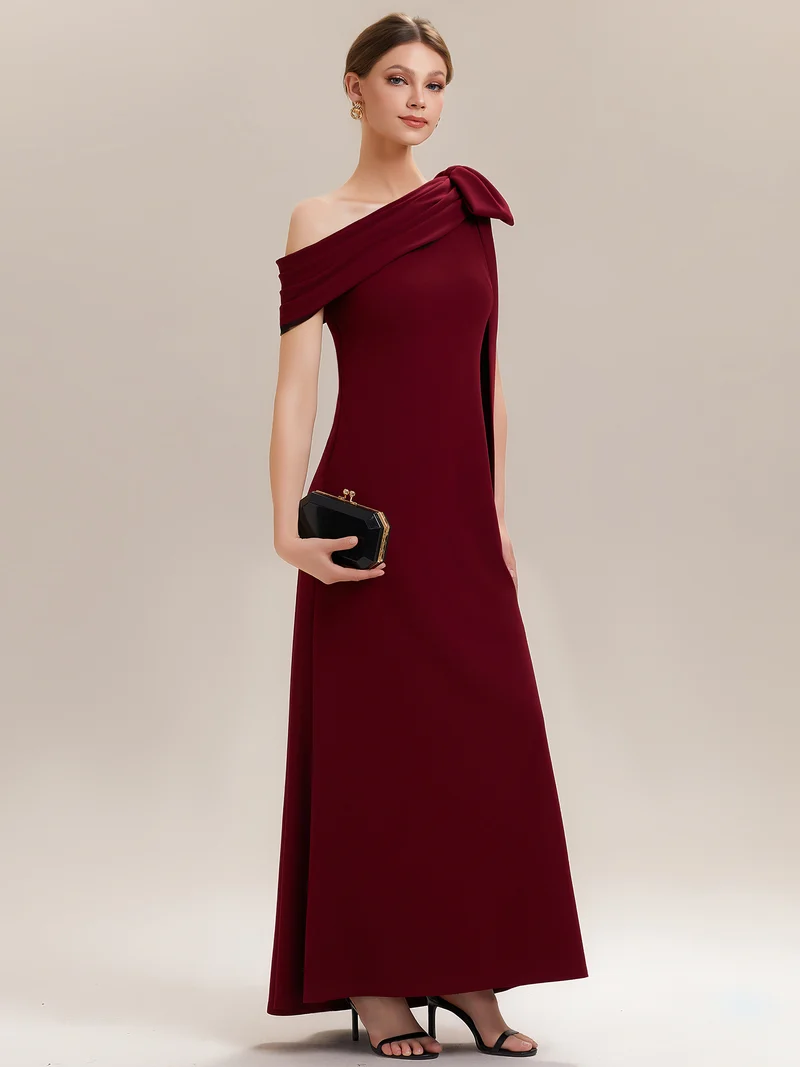 ever NOIR|Robe longue ajustée à encolure asymétrique débardée avec détail de noeud drapé en tissu extensible