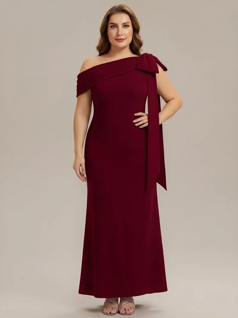 ever NOIR|Robe longue ajustée à encolure asymétrique débardée avec détail de noeud drapé en tissu extensible