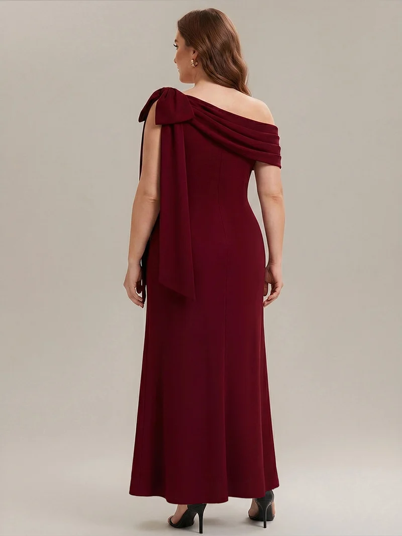 ever NOIR|Robe longue ajustée à encolure asymétrique débardée avec détail de noeud drapé en tissu extensible