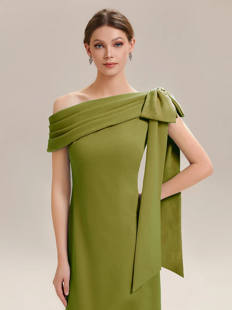 ever NOIR|Robe longue ajustée à encolure asymétrique débardée avec détail de noeud drapé en tissu extensible