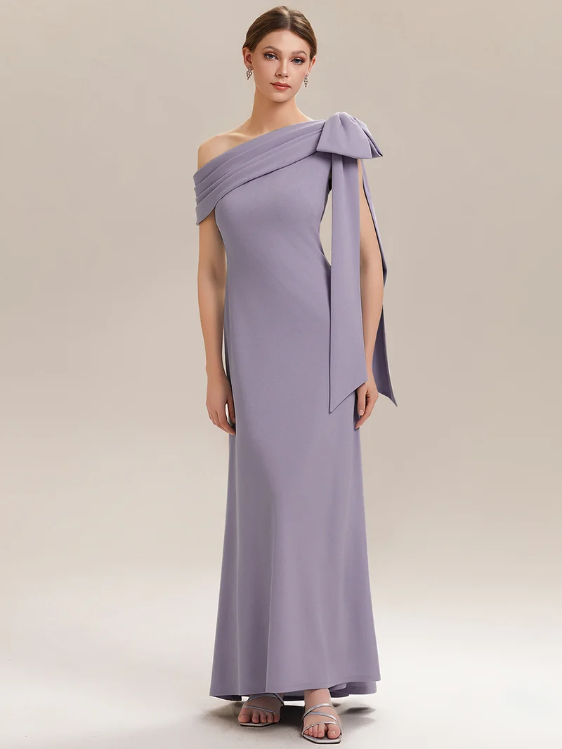 ever NOIR|Robe longue ajustée à encolure asymétrique débardée avec détail de noeud drapé en tissu extensible