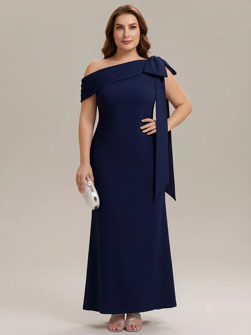 ever NOIR|Robe longue ajustée à encolure asymétrique débardée avec détail de noeud drapé en tissu extensible