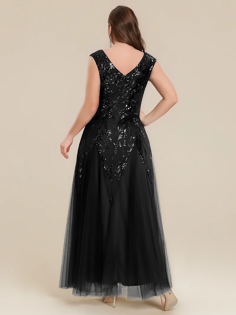pretty FREYA|Robe Longue de Soirée Grande Taille Col V avec Broderies et Détails Brillants