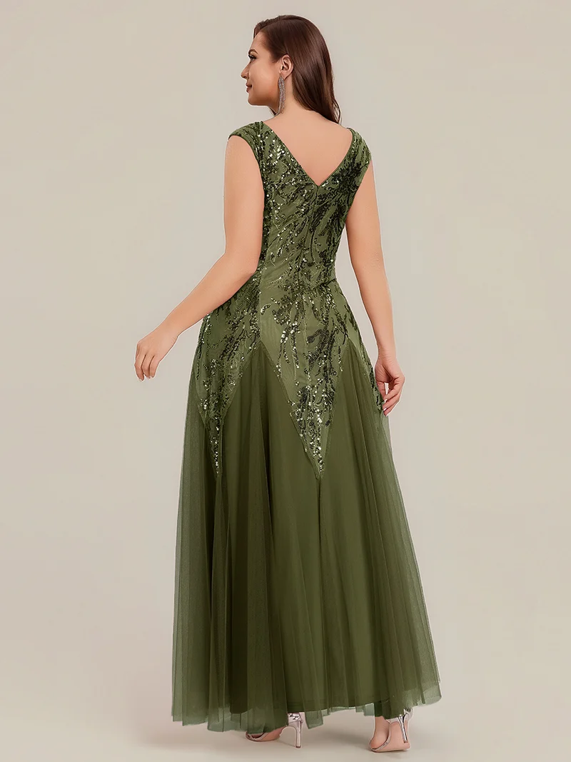 pretty FREYA|Robe Longue de Soirée Grande Taille Col V avec Broderies et Détails Brillants