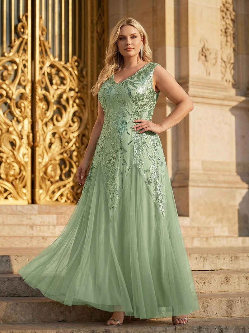pretty FREYA|Robe Longue de Soirée Grande Taille Col V avec Broderies et Détails Brillants