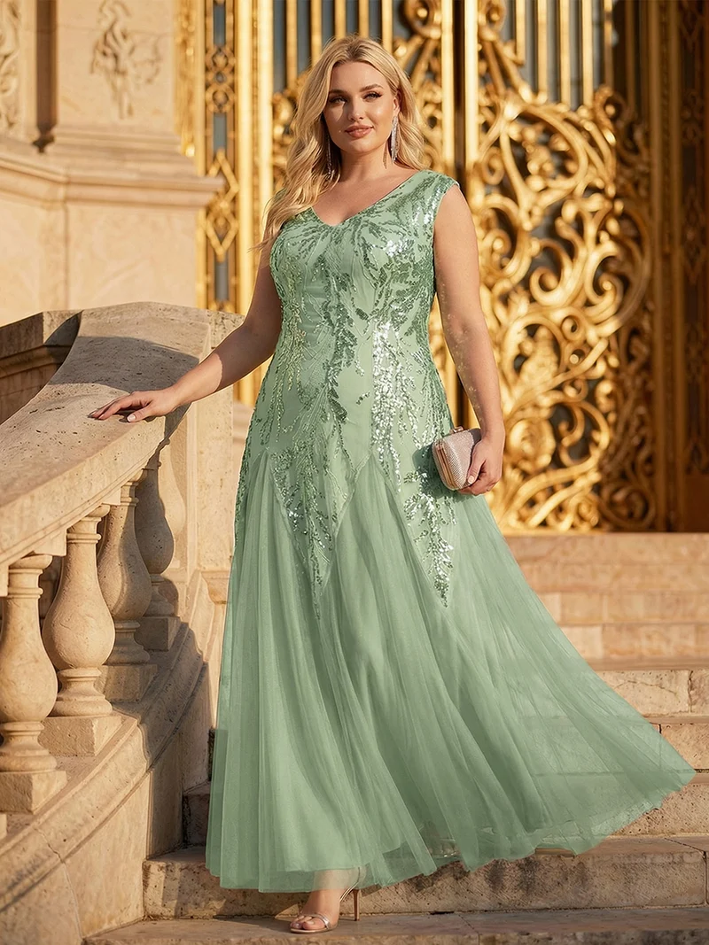 pretty FREYA|Robe Longue de Soirée Grande Taille Col V avec Broderies et Détails Brillants