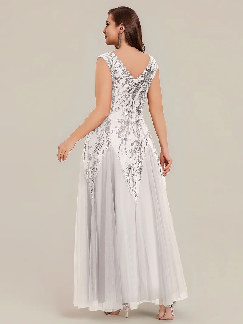 pretty FREYA|Robe Longue de Soirée Grande Taille Col V avec Broderies et Détails Brillants