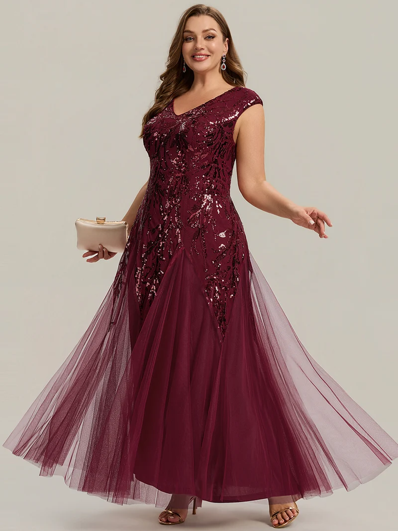 pretty FREYA|Robe Longue de Soirée Grande Taille Col V avec Broderies et Détails Brillants