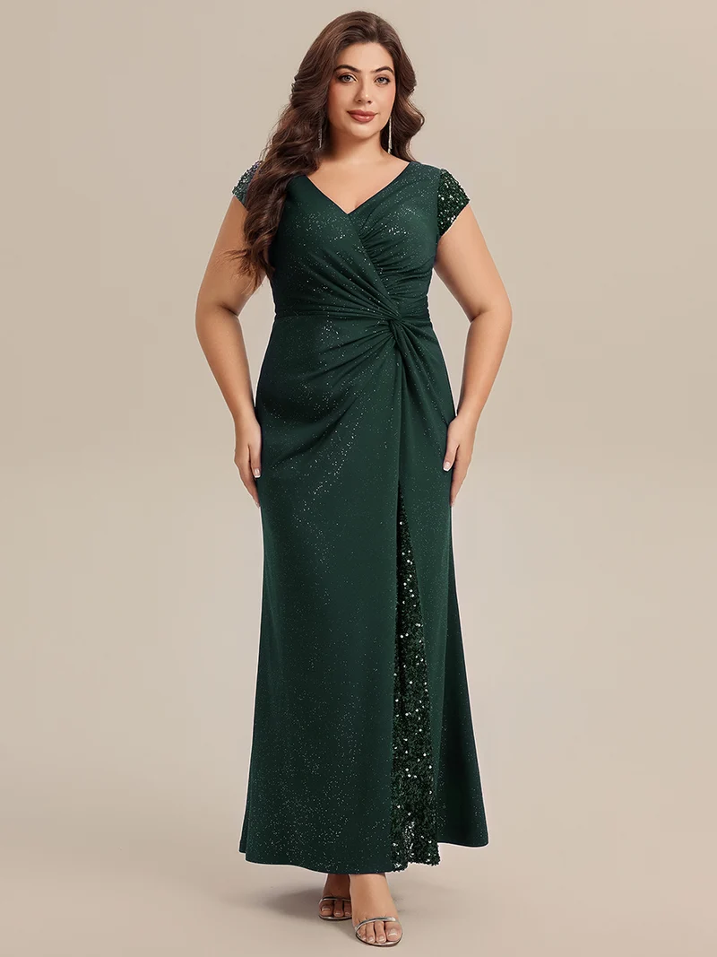 pretty KAIA|Robe moulante grande taille à manches courtes en stretch élevé avec décolleté en V noué et détails en sequins