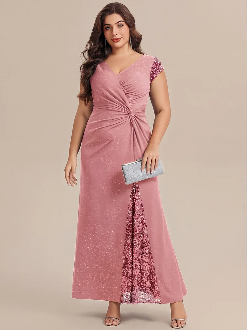 pretty KAIA|Robe moulante grande taille à manches courtes en stretch élevé avec décolleté en V noué et détails en sequins