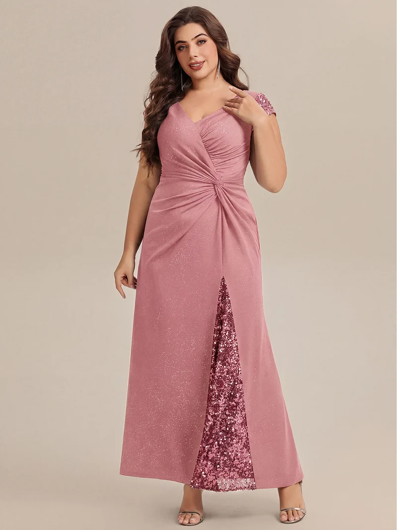 pretty KAIA|Robe moulante grande taille à manches courtes en stretch élevé avec décolleté en V noué et détails en sequins