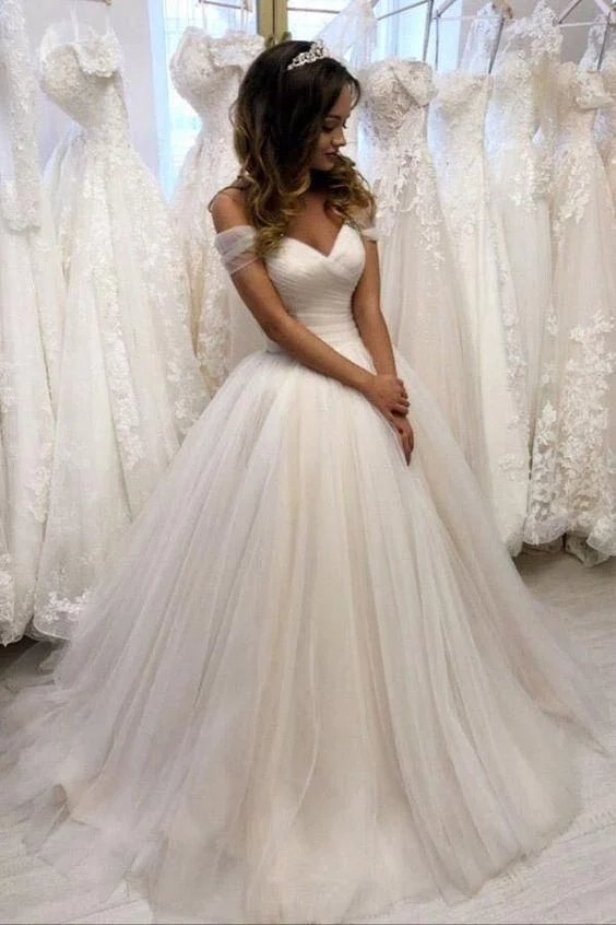 Robe de mariée en tulle ivoire à épaules dénudées avec jupe plissée et lacets