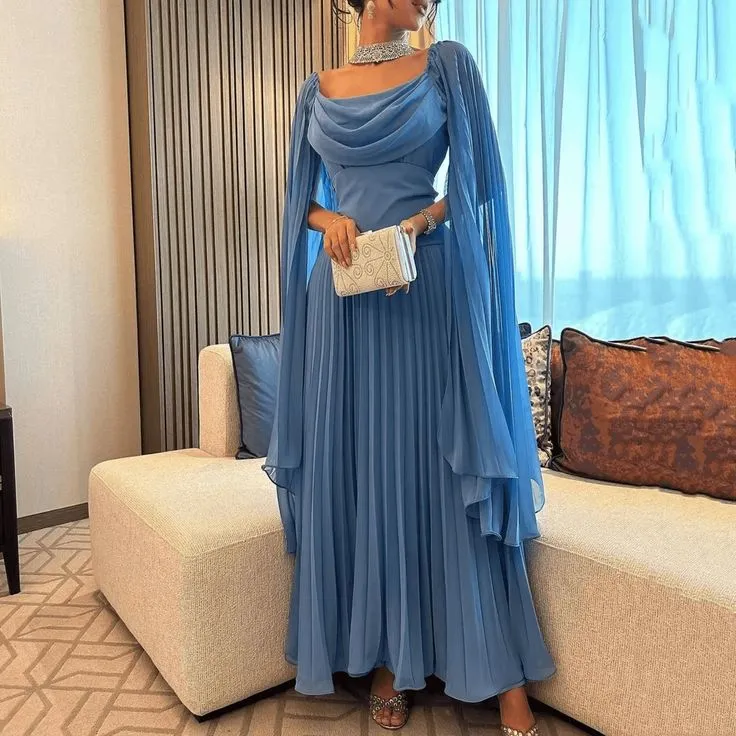 Robe de bal élégante en mousseline bleue, coupe trapèze, longueur cheville, avec soutien-gorge