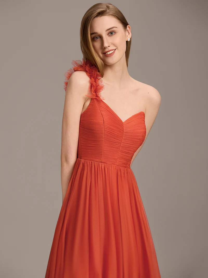 ever CLOE|Robe de soirée asymétrique en tulle à appliqués et fente haute