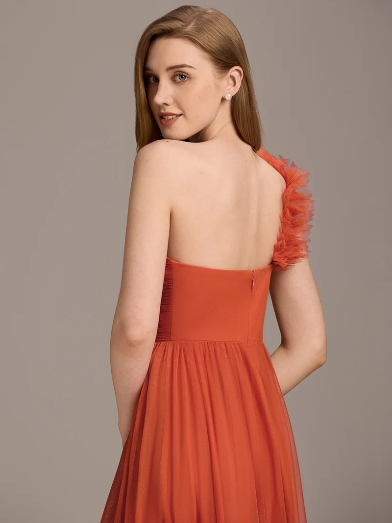 ever CLOE|Robe de soirée asymétrique en tulle à appliqués et fente haute