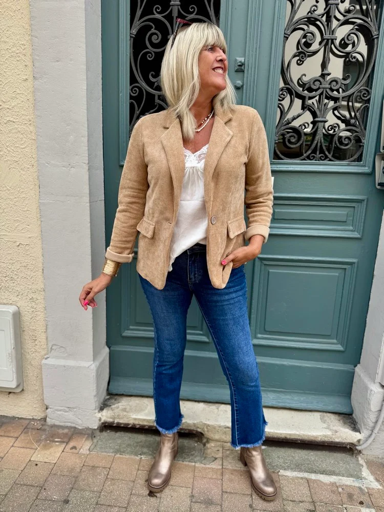 Veste tailleur en velours Sandra camel