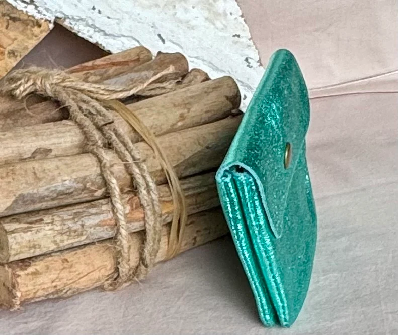 Porte monnaie Paco en cuir turquoise