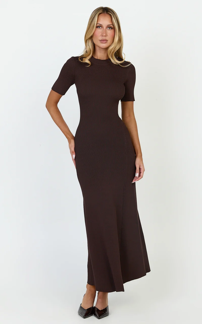 Lanie Midi Dress - Knitted Crew Neck Short Sleeve Dress in Chocolate