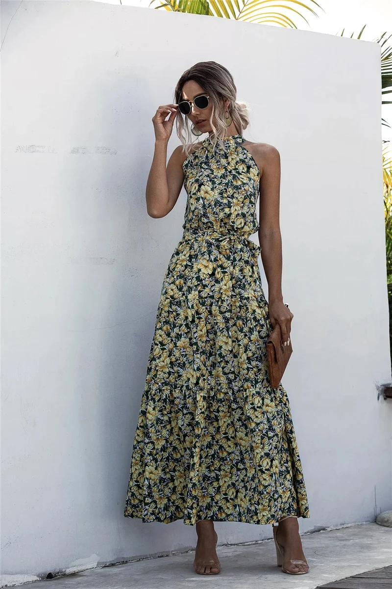 Robe fleurie multicolore longue sans manches