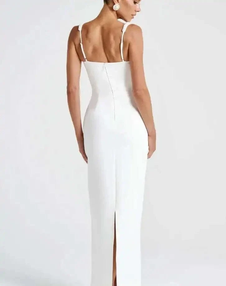 Robe de soirée blanche fourreau sans manches