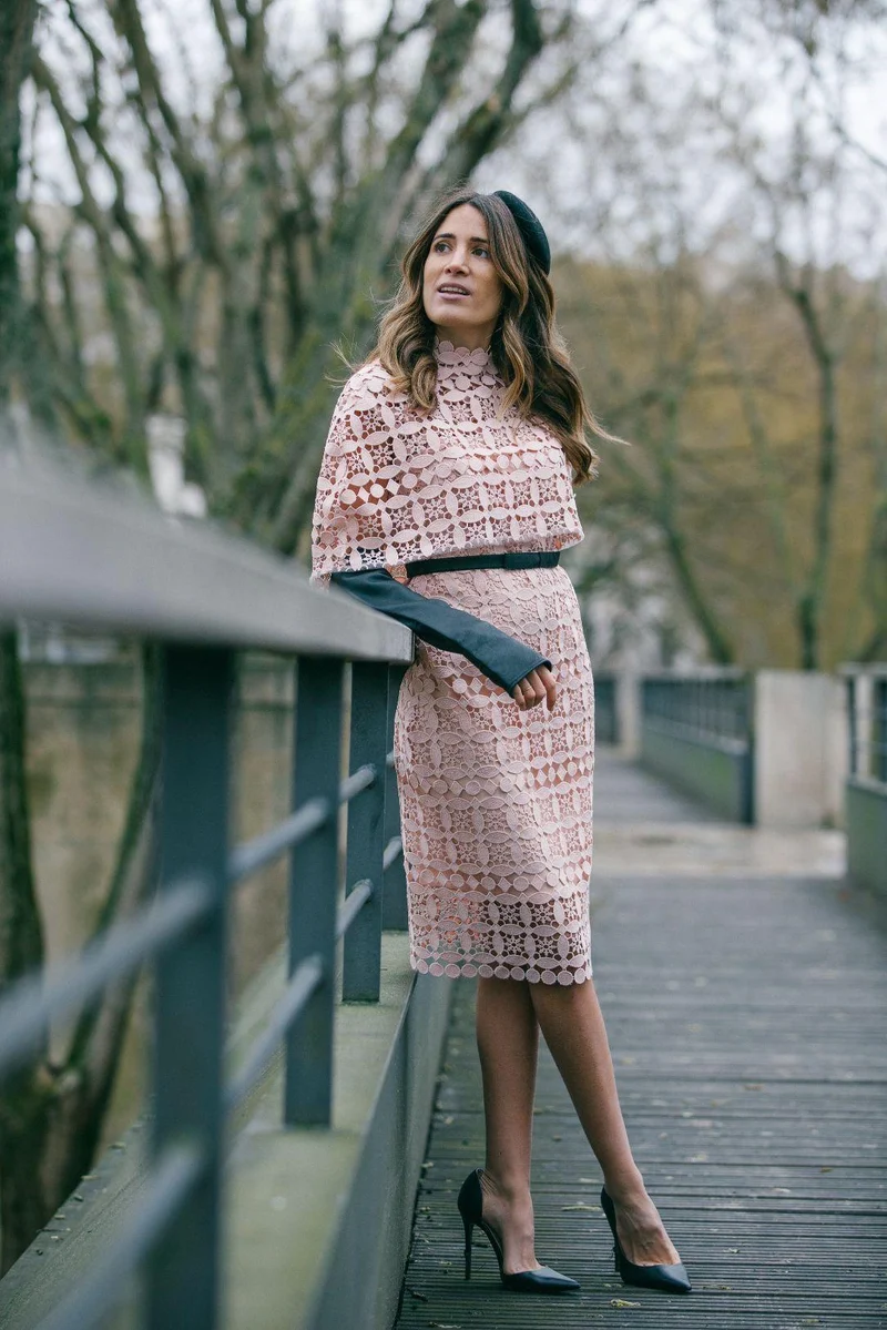 Robe Louise rose