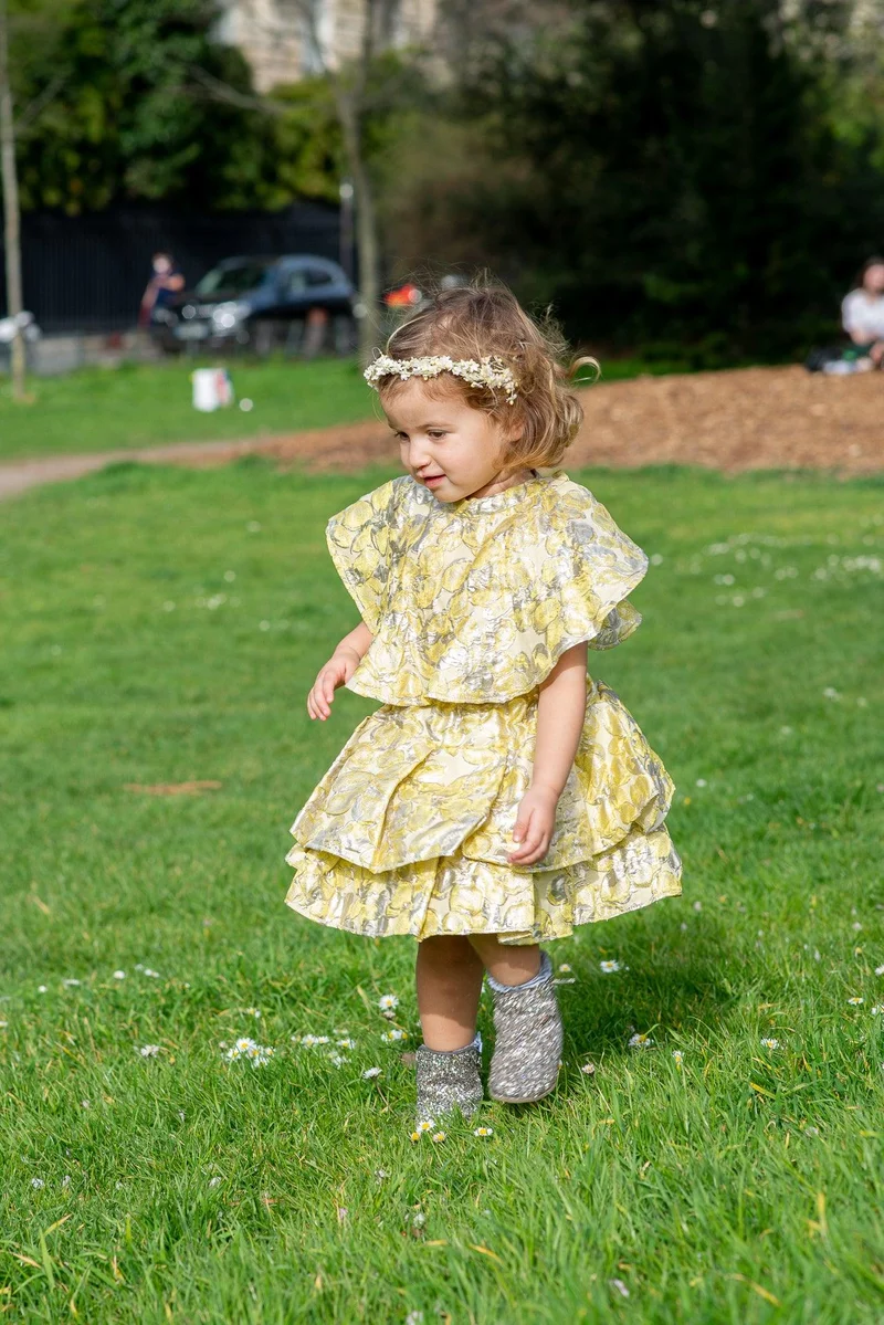 Ensemble jaune - Modèle petite fille