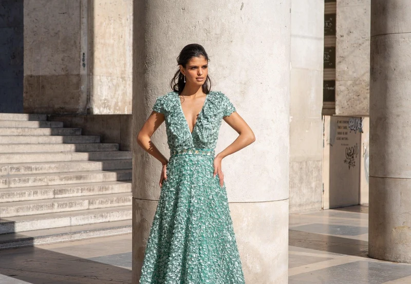 Vente Robe pétales brodées vert d'eau