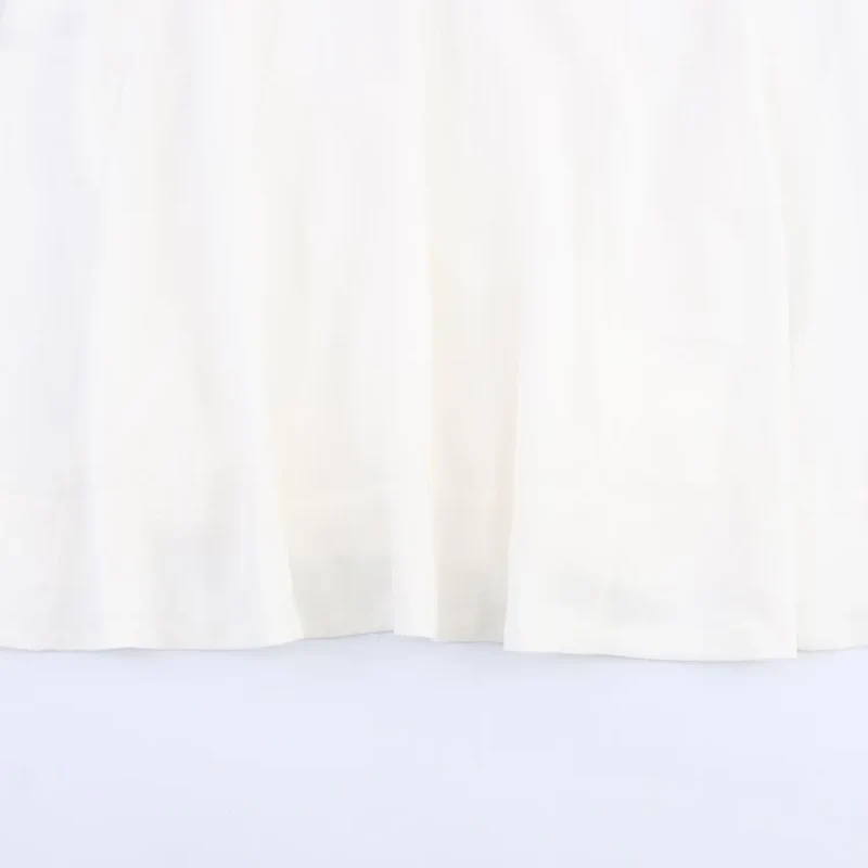 Robes blanches col carré