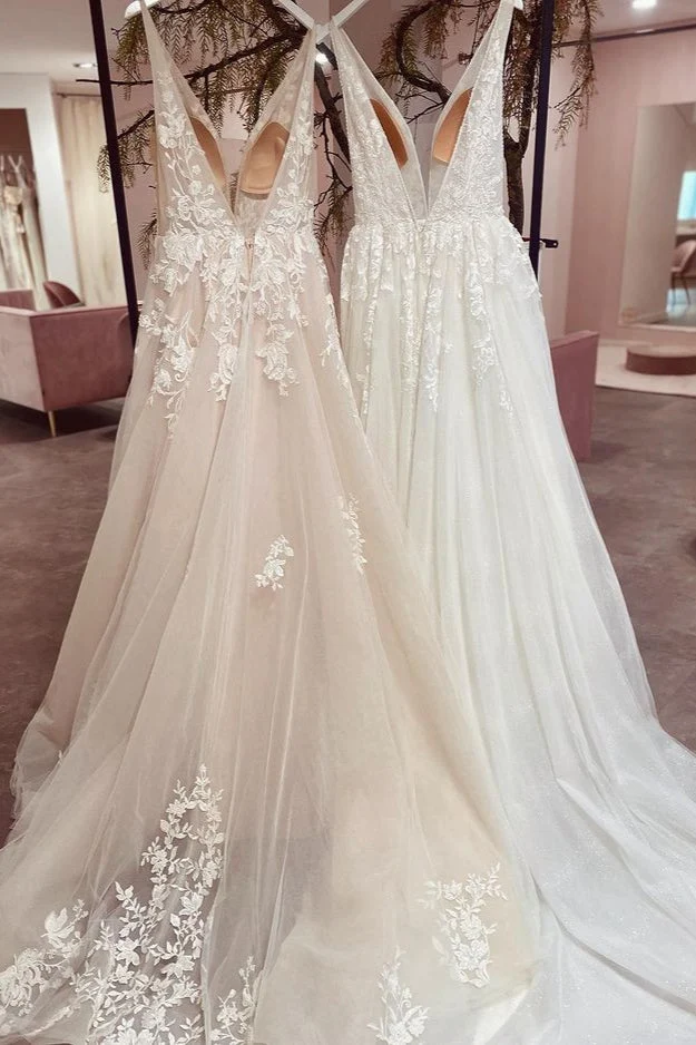 Robe de mariée élégante en forme de A, décolleté en V, dos nu, avec appliques en tulle et dentelle