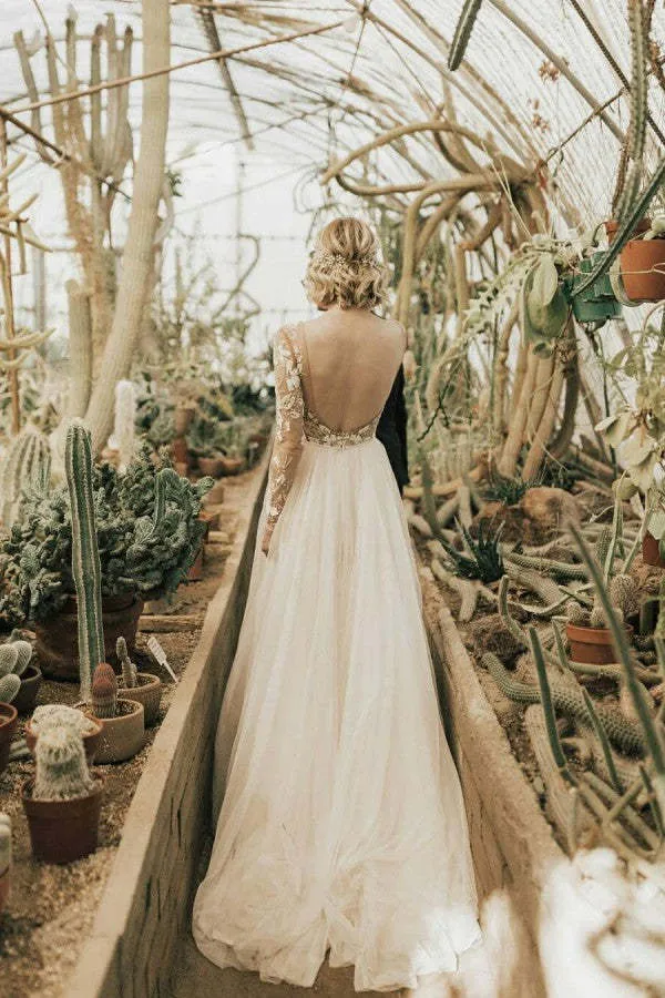Robe de mariée vintage trapèze à manches longues et dos nu en mousseline de soie avec appliques en dentelle