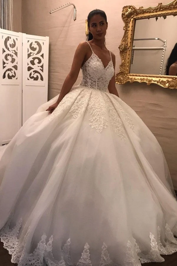 Robe de mariée élégante à bretelles spaghetti, col en V, longueur au sol, avec appliques en dentelle