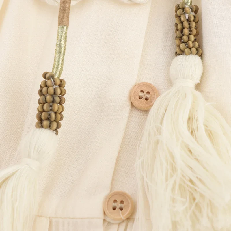 Robe beige bohème brodée