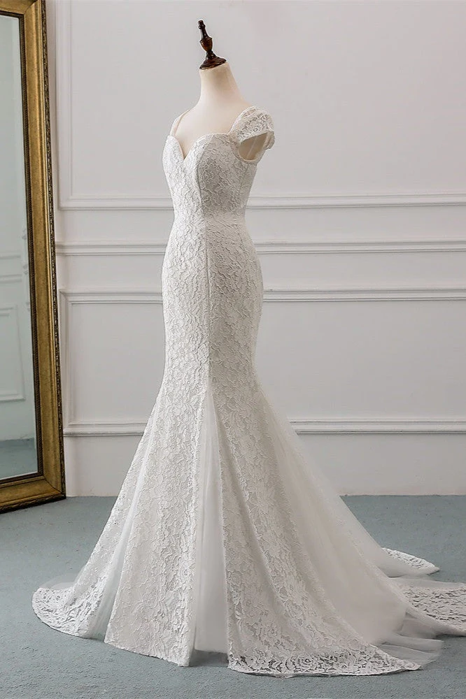 Robe de mariée sirène élégante en dentelle avec manches courtes et traîne