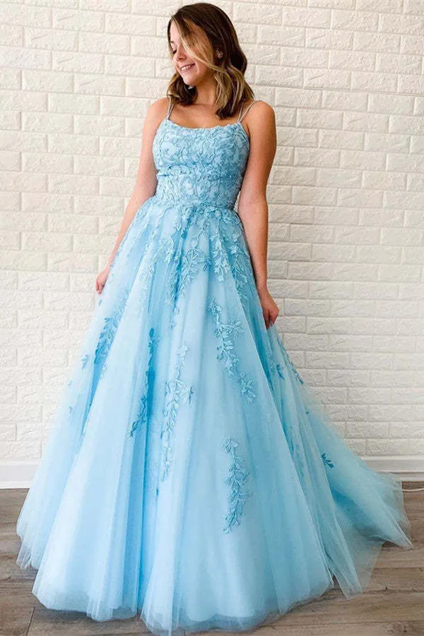 Robe de soirée bleu ciel à bretelles spaghetti et appliqués - Robe de soirée élégante