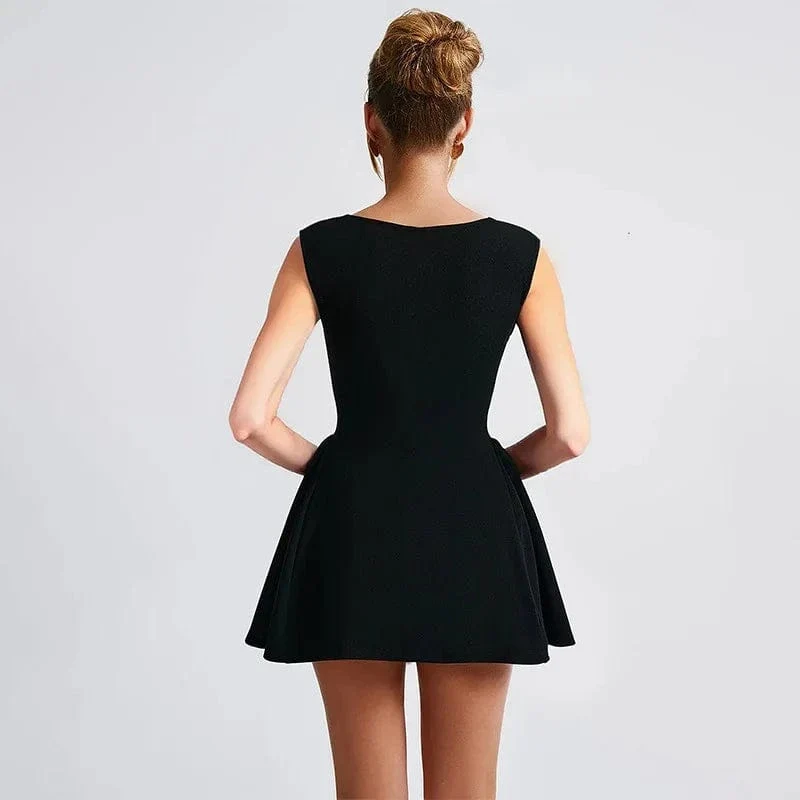 Robe de soirée courte chic évasée