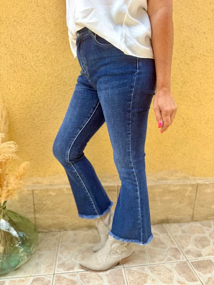 Jean flare Kansas