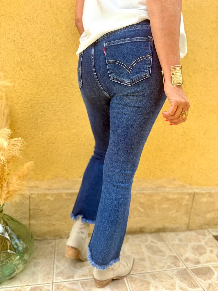 Jean flare Kansas