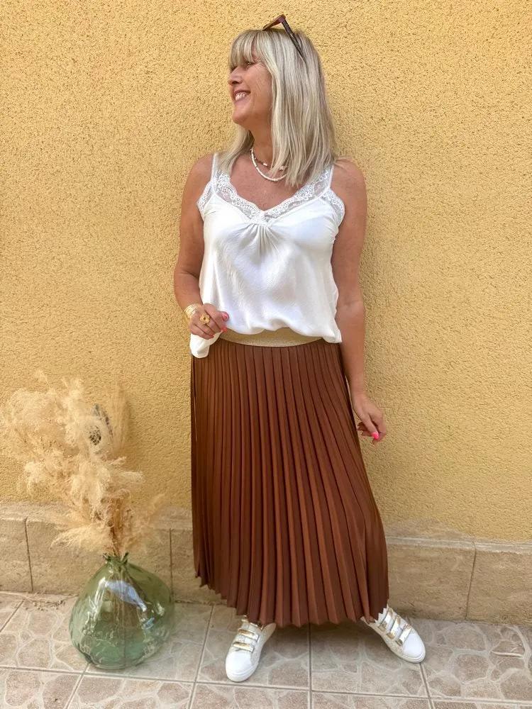 Jupe plissée satinée Jaya caramel