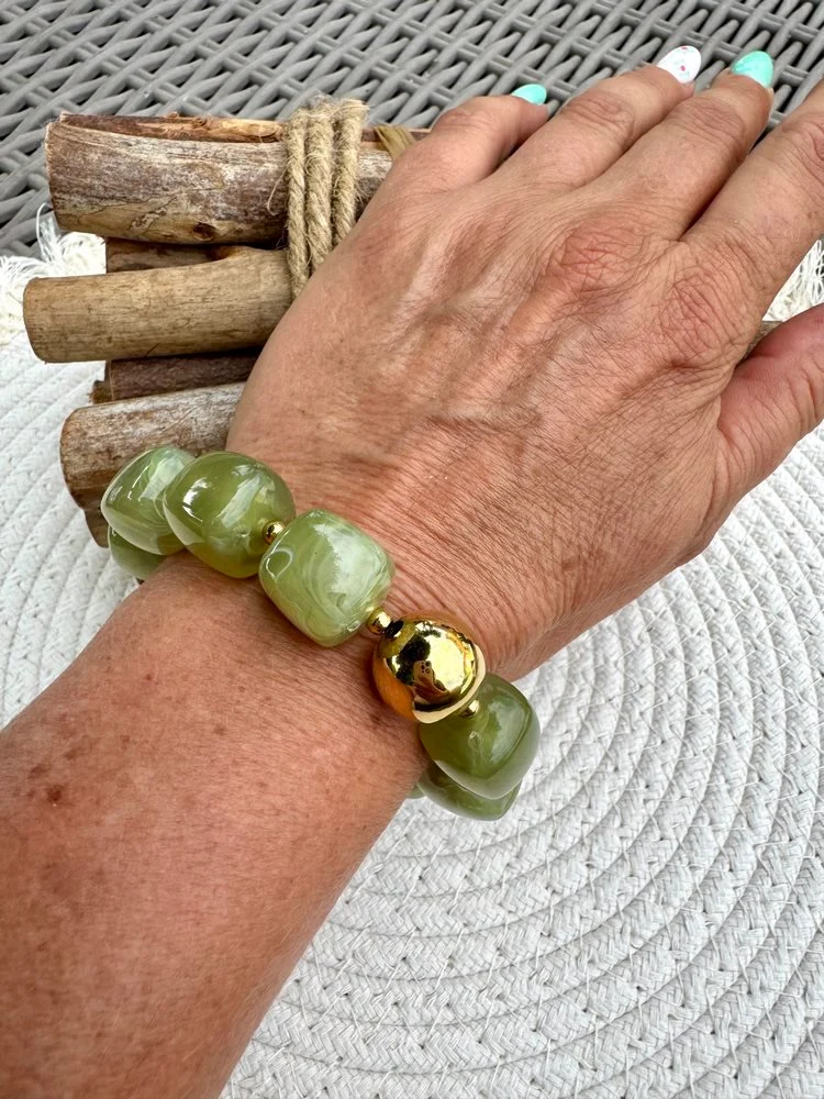 Bracelet élastiqué Paco vert pâle