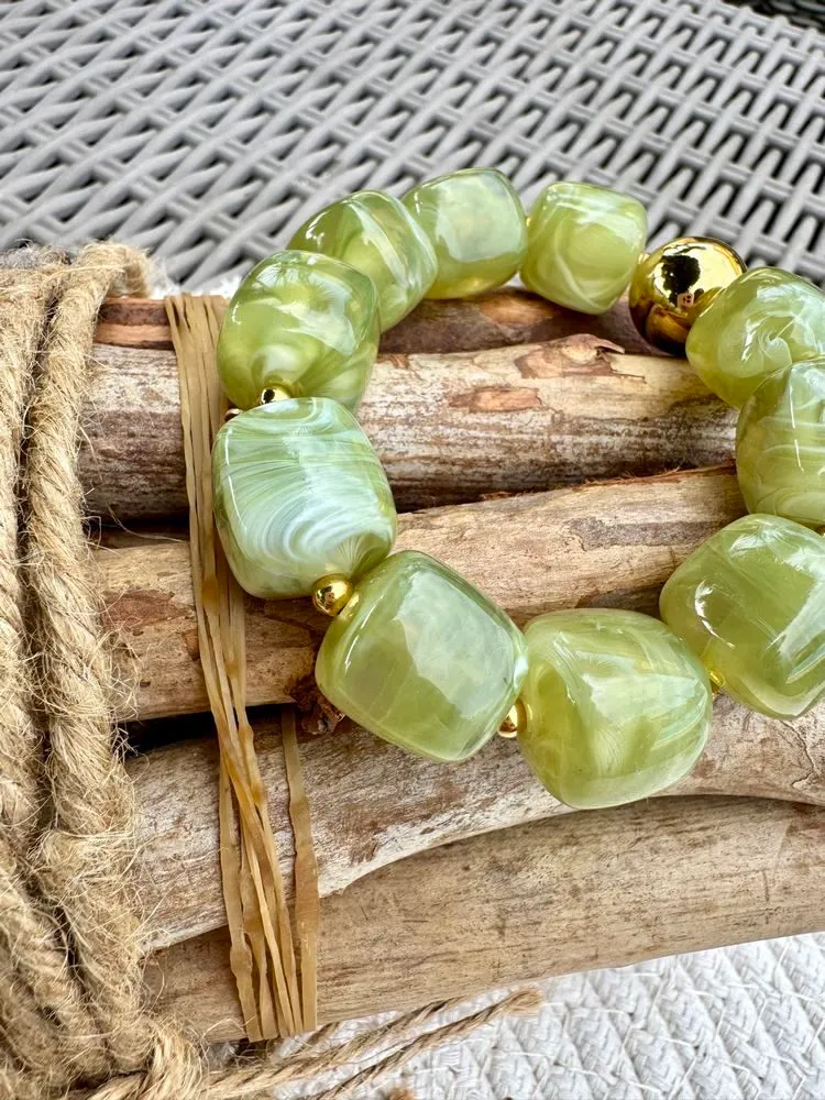 Bracelet élastiqué Paco vert pâle