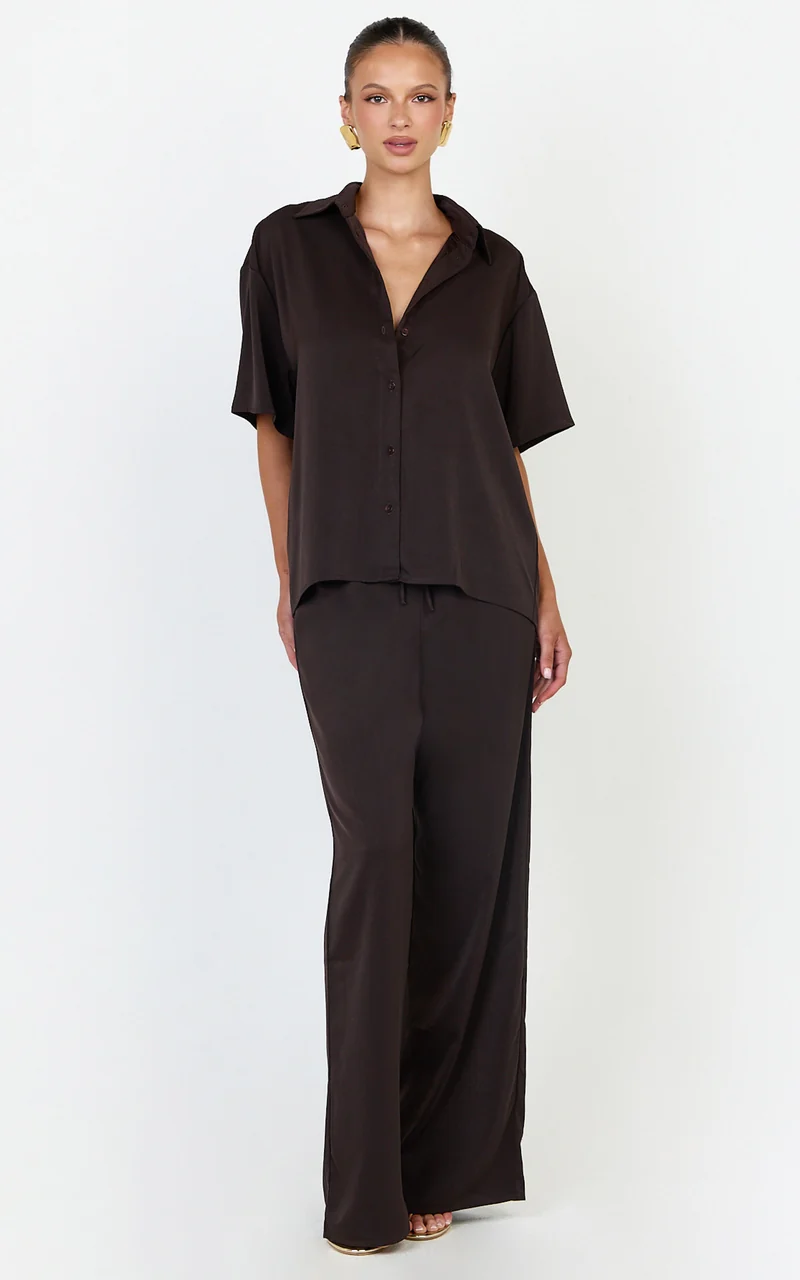 Robyn Pants - High Elastic Waist Relaxed Straight Leg Pants in Chocolate