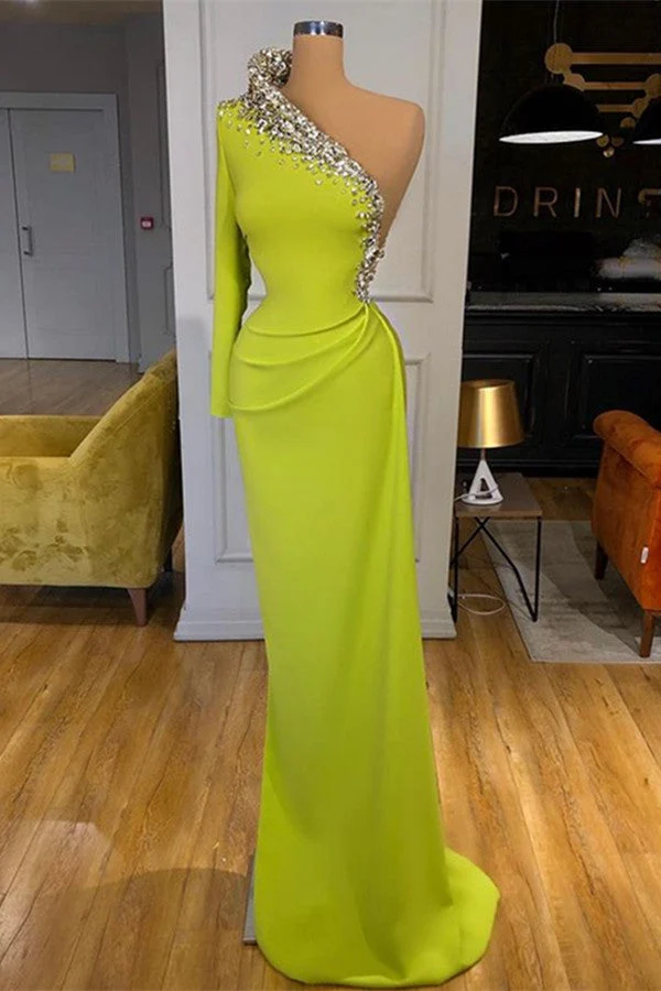 Robe sirène verte enchanteresse à une épaule : robe de bal à manches longues ornée de perles