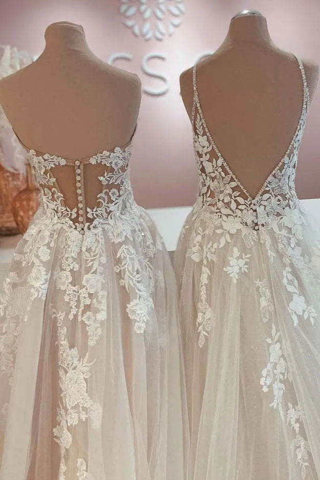 Robe de mariée élégante à dos nu et coupe trapèze avec appliques en tulle et dentelle